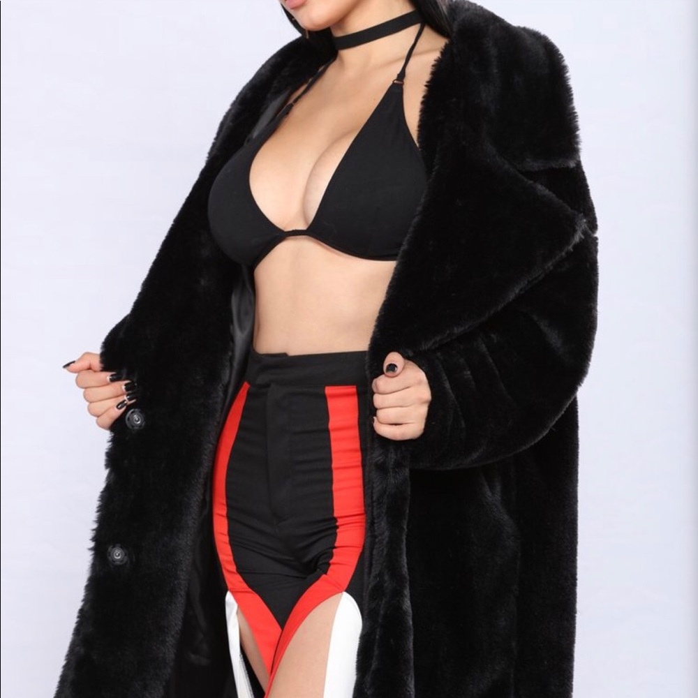 FAUX FUR COAT